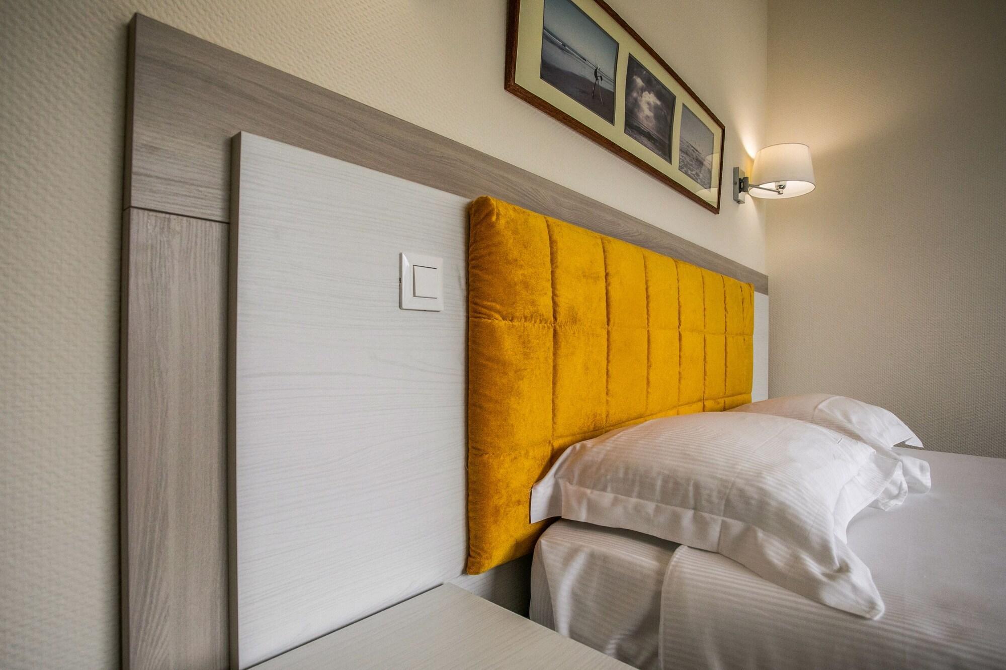 Hotel Le Dauphin Menton Eksteriør billede