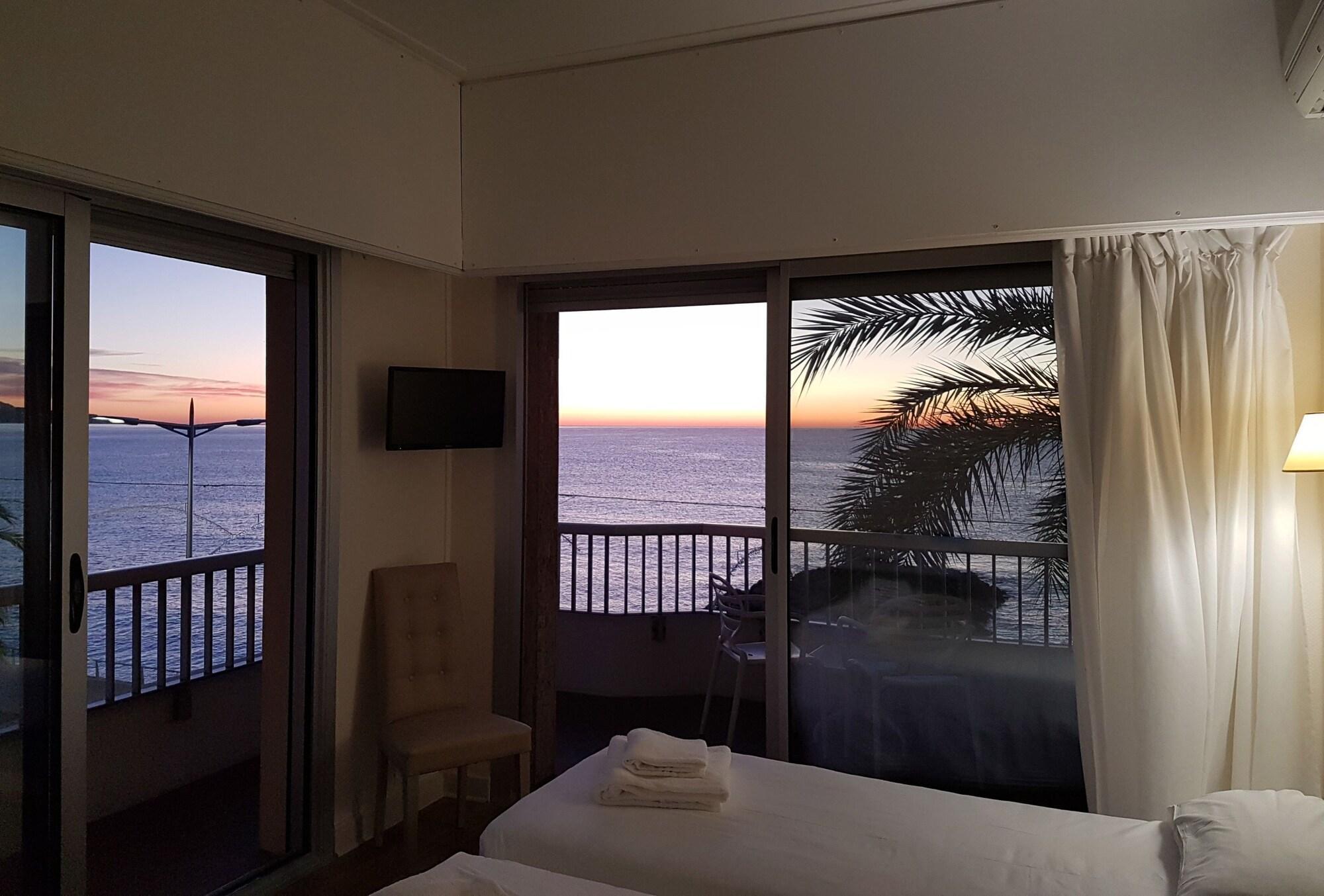 Hotel Le Dauphin Menton Eksteriør billede