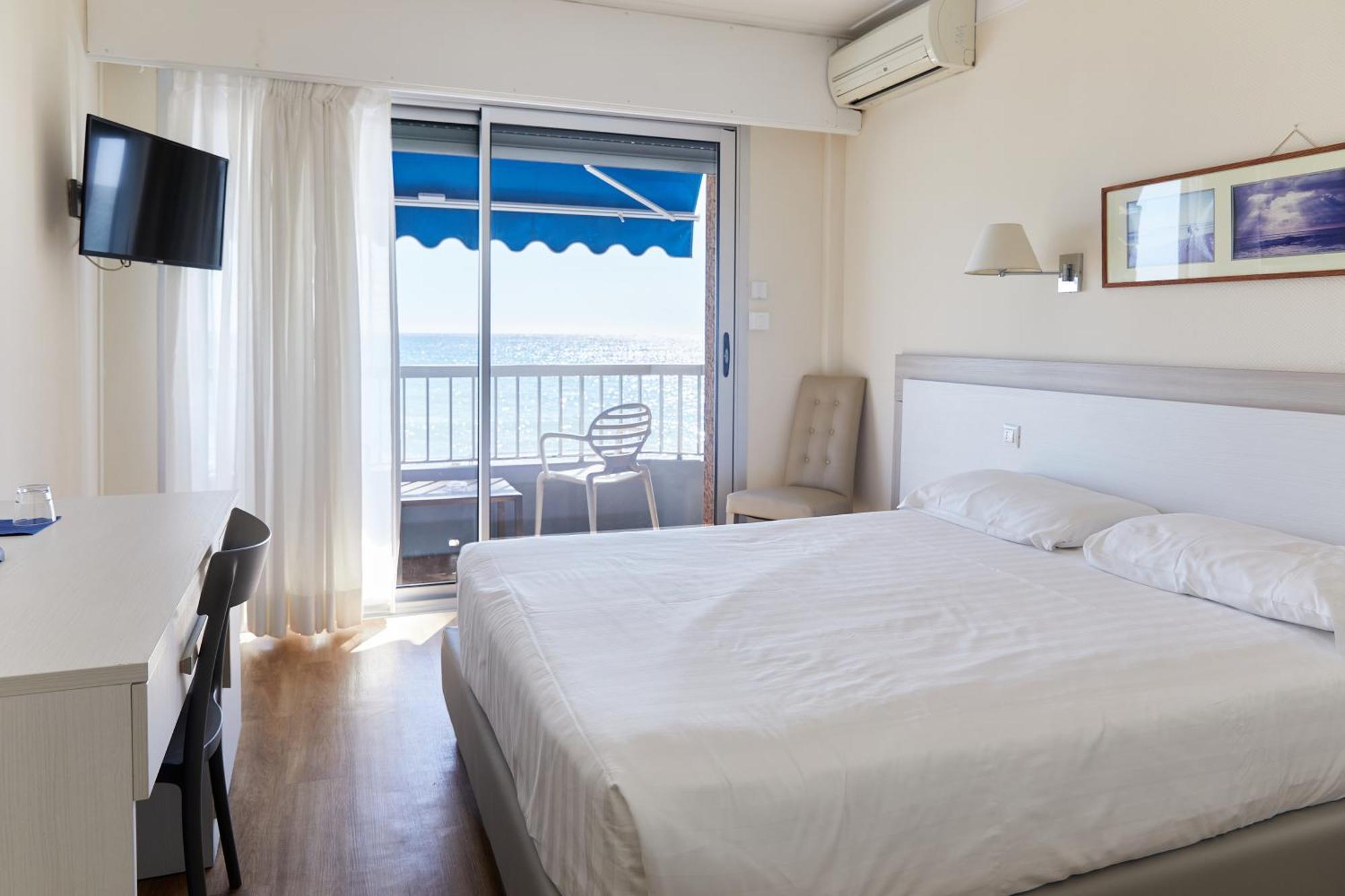 Hotel Le Dauphin Menton Eksteriør billede