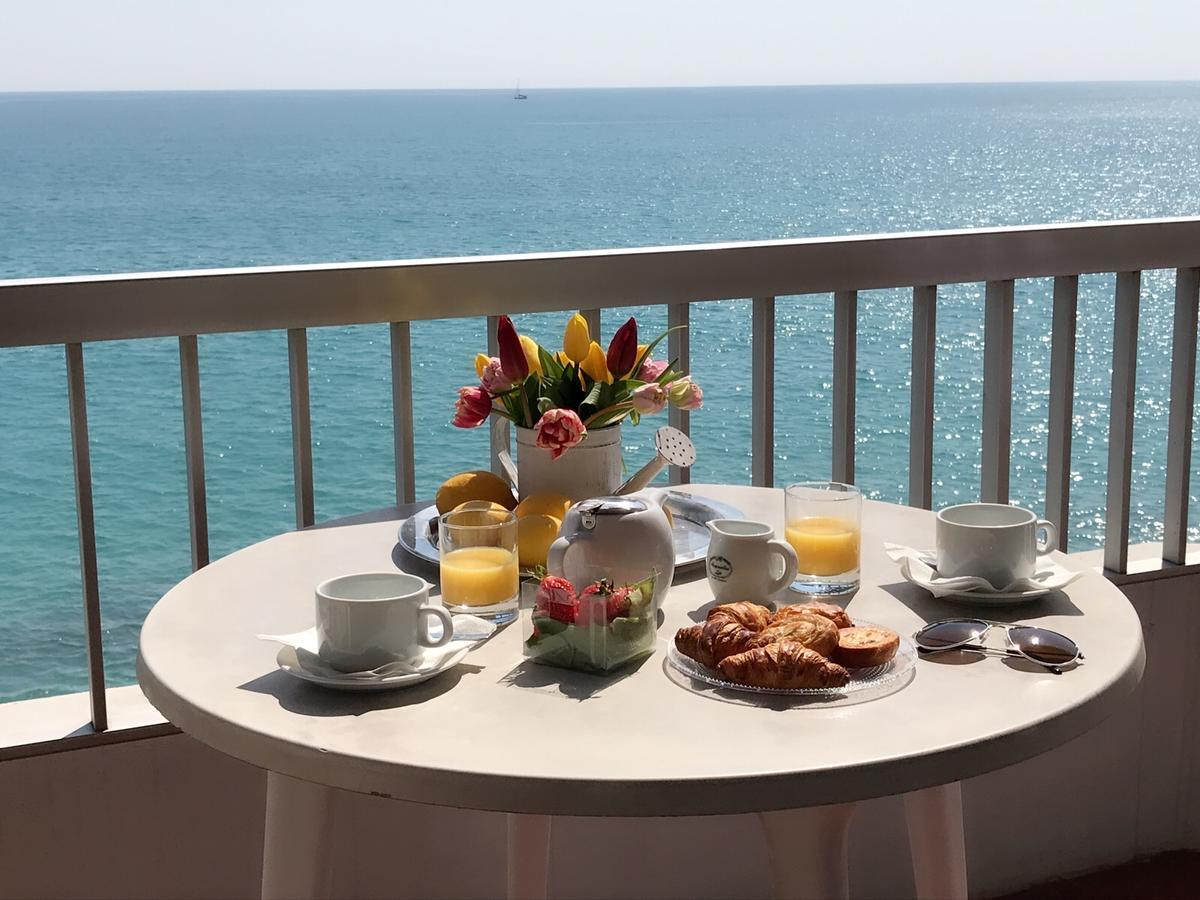 Hotel Le Dauphin Menton Eksteriør billede